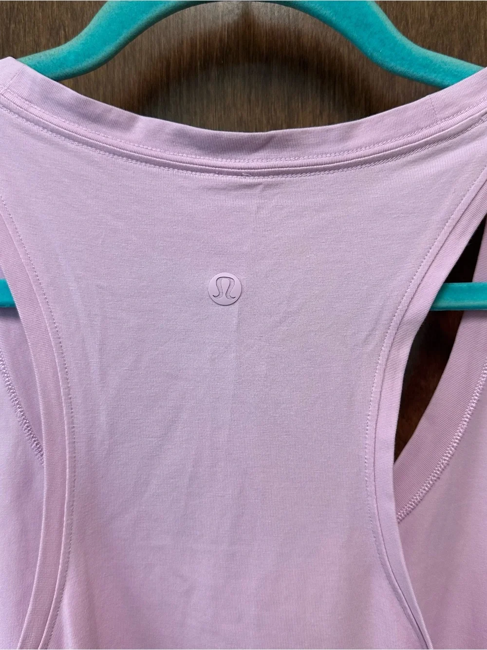 Lululemon scoop neck Racerback tank top Women’s size 10 lilac purple
